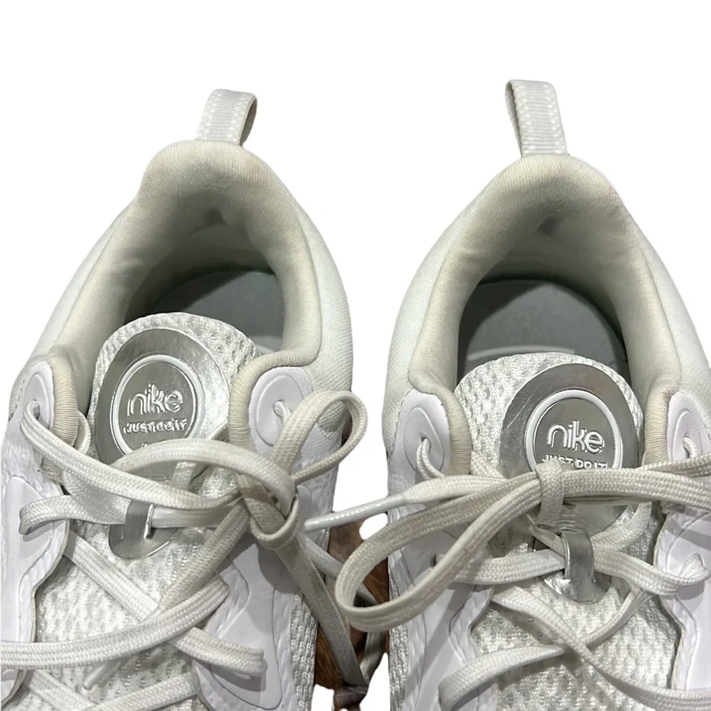 Nike Women’s In-Season TR 11 Training Shoes Size 9